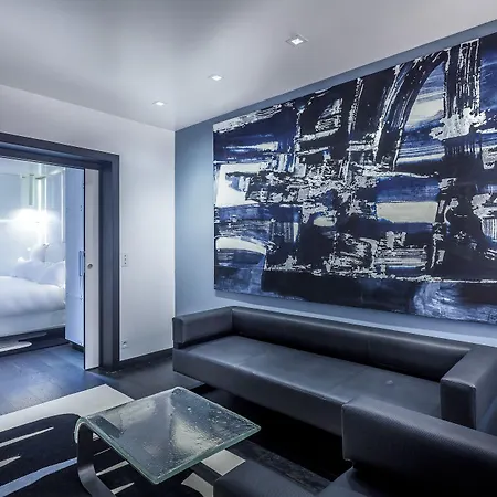 Felicien & Hotel Paris