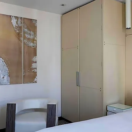 Otel Felicien & 4*