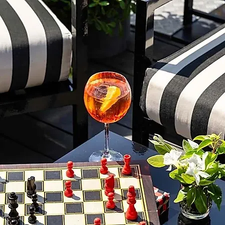 Otel Felicien & Paris