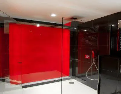 Felicien & 4* Paris