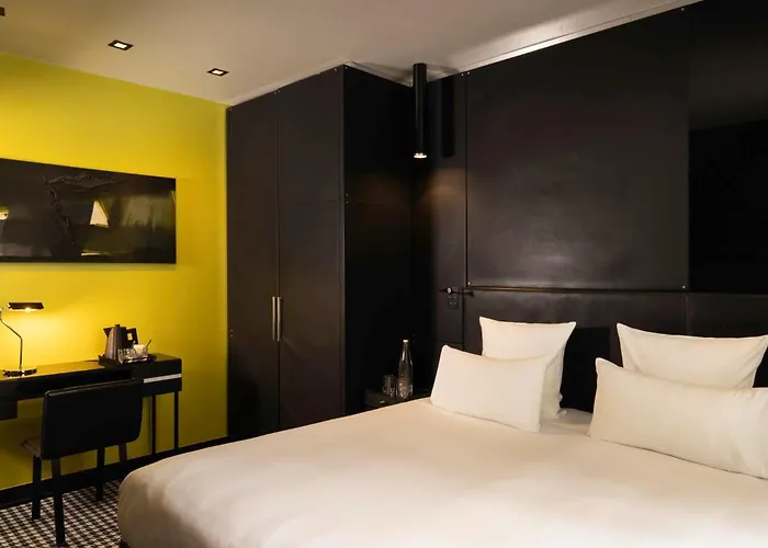 호텔 Felicien & 4*