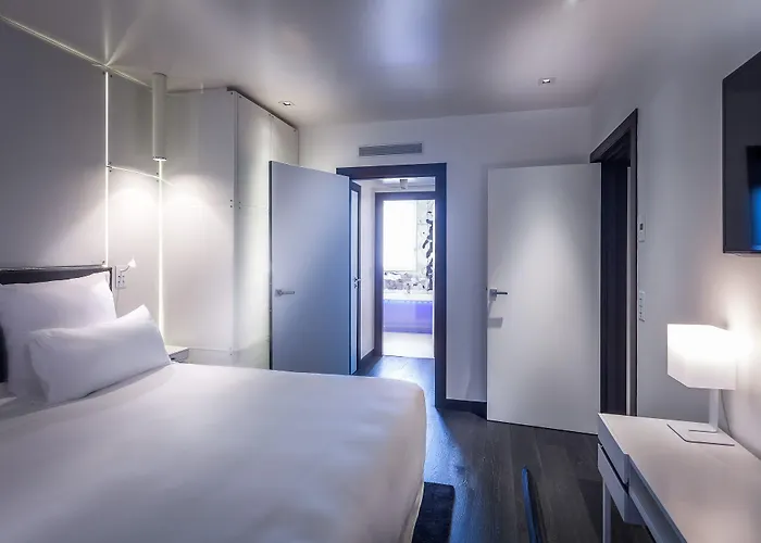 호텔 Felicien & 4*