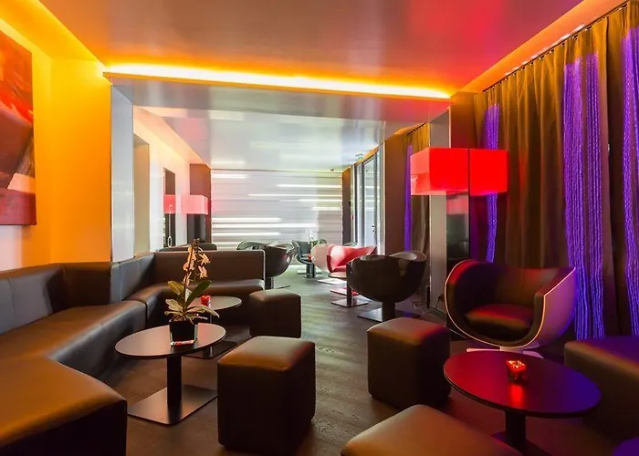 호텔 Felicien & 4*