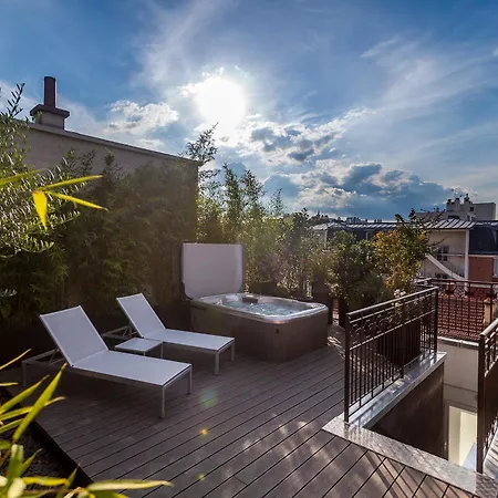 Felicien & 4* Paris