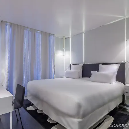 Felicien & 4* Paris
